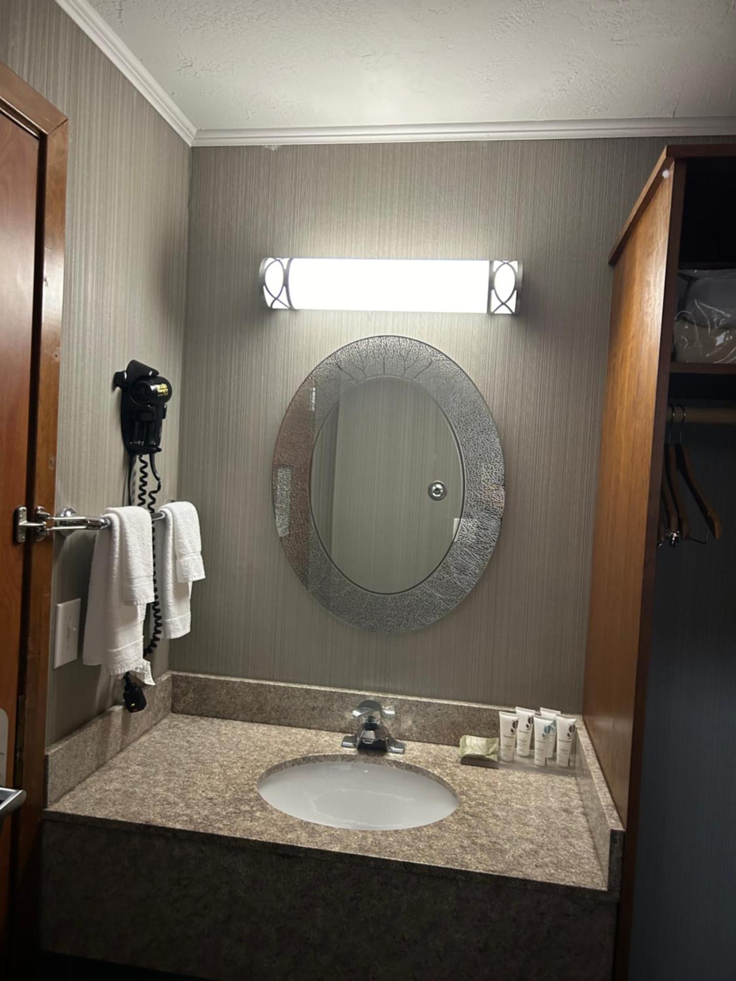 Country Inn & Suites By Radisson, Delta Park North Portland Esterno foto