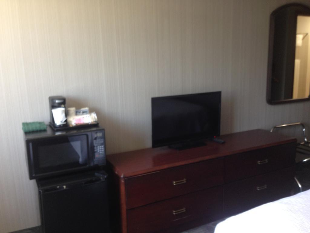 Country Inn & Suites By Radisson, Delta Park North Portland Esterno foto